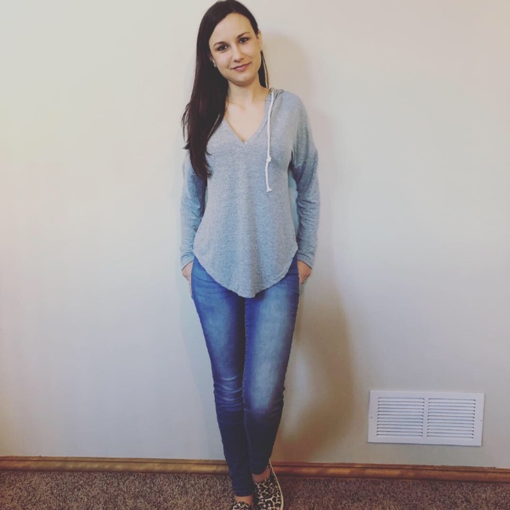 NWT {S-XXL} lightweight deep v hooded top